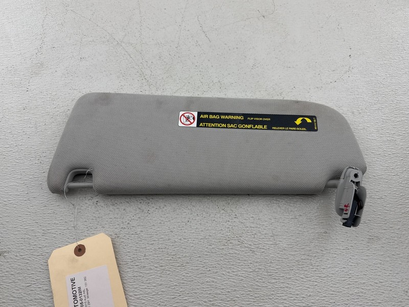 2011 - 2018 AUDI A8L FRONT RIGHT PASSENGER SIDE SUN VISOR SUNVISOR OEM