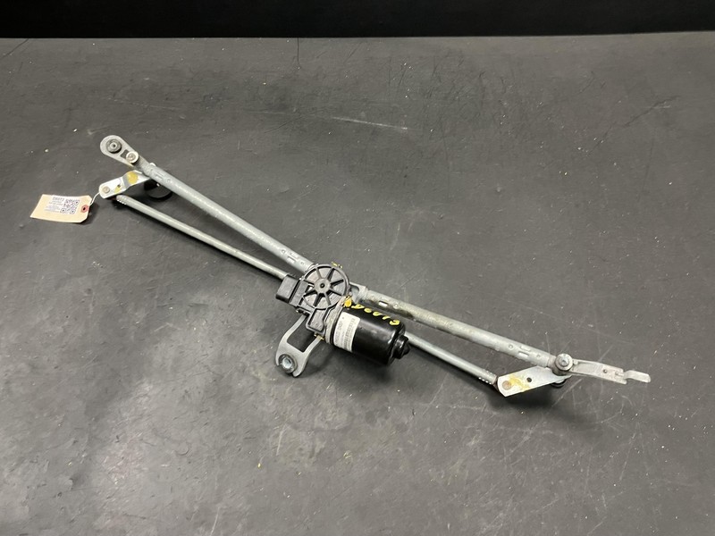 Front Wiper Motor w/ Linkage 2018 Dodge RAM 1500 55372141AJ 2013 2014 2015 -2022