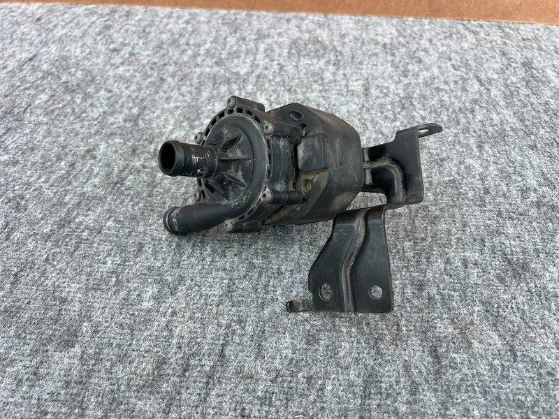 INFINITI Q50 HYBRID 2014-2021 OEM ENGINE MOTOR AUXILIARY COOLANT WATER PUMP 3.5L