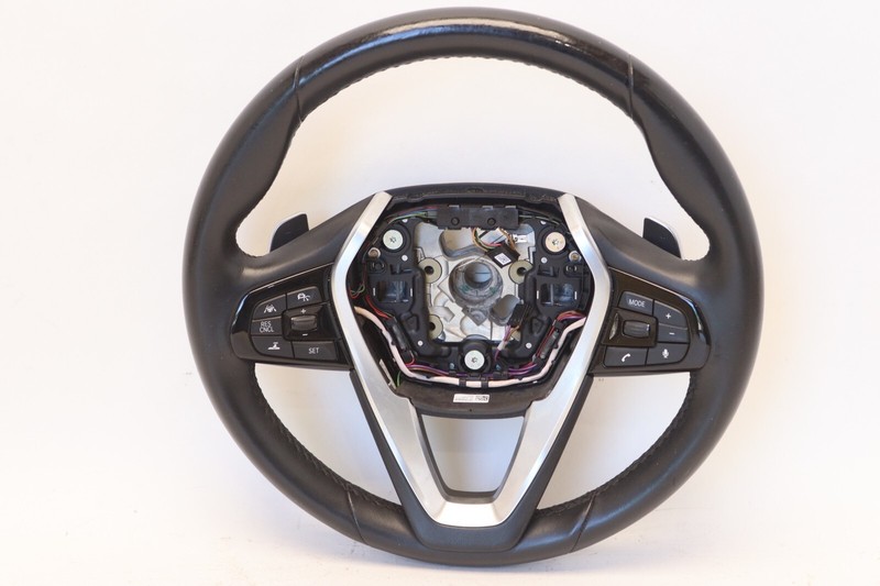 2017-2020 BMW 540I G30 STEERING WHEEL MULTIFUNCTION W/ SHIFFT PADDLE OEM