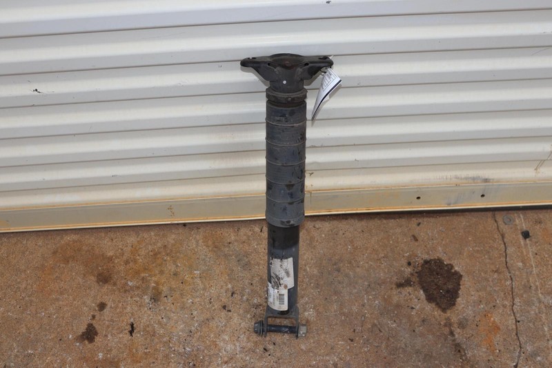 2016-2023 DODGE DURANGO RWD REAR LEFT SIDE SUSPENSION SHOCK STRUT ABSORBER OEM