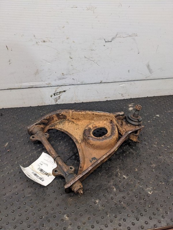 Driver Left Lower Control Arm Front Fits 72-78 TOYOTA PICKUP 1193501