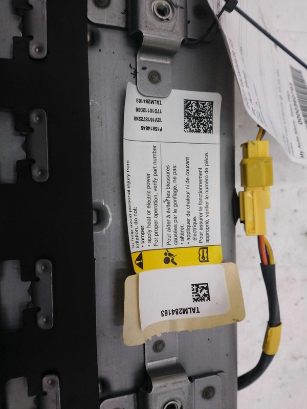 Used Instrument Panel Air Bag fits: 2007 Hummer H3 passenger dash Grade A