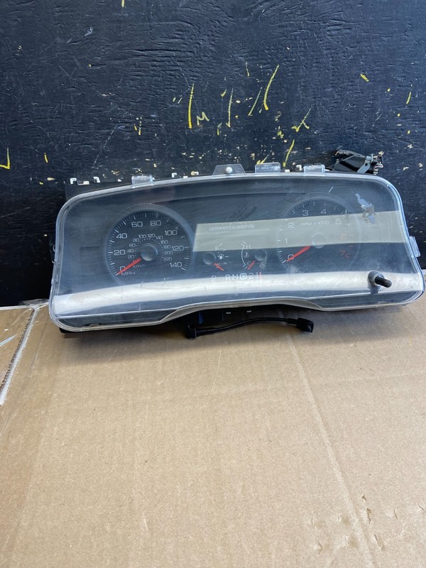 2009 to 2010 Mercury Marquis Speedometer Cluster Gauge Oem ab1829 DG