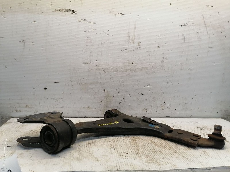 Passenger Right Lower Control Arm Front Fits 15-19 MKC 1493991