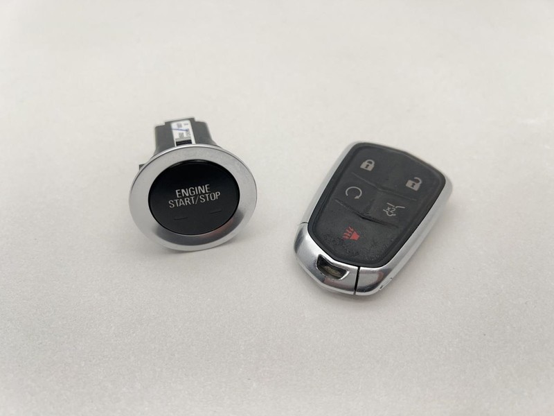 17-18 CADILLAC XT5 IGNITION PUSH BUTTON SWITCH W/KEY 3.6L AWD 93K PLATINUM 64775
