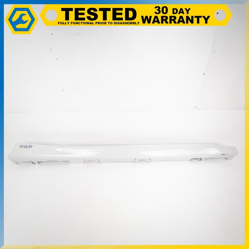 18-22 HONDA ACCORD RIGHT LOWER SKIRT ROCKER MOLDING PANEL PLATINUM WHITE OEM