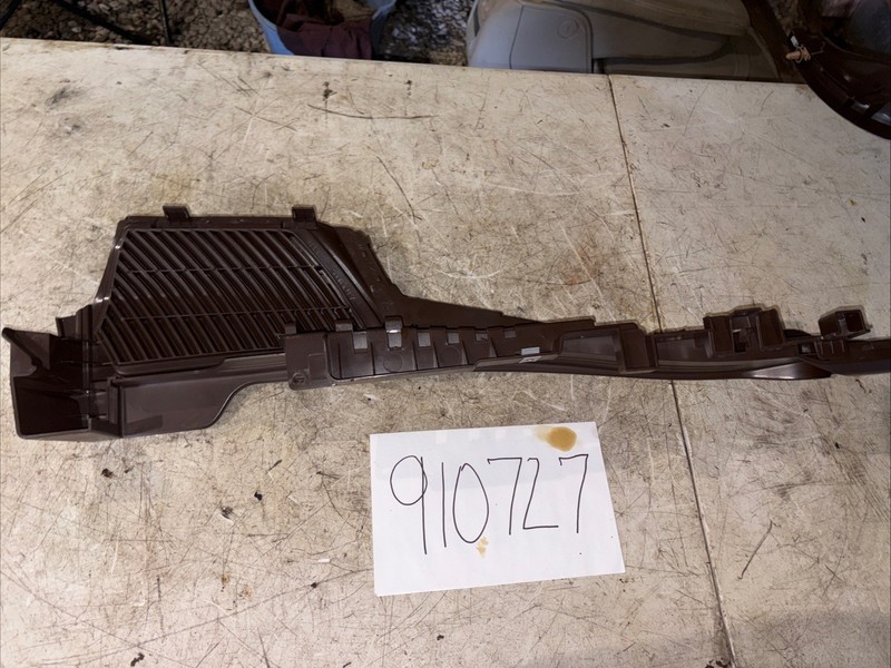 2007-10 BMW X5 REAR TRUNK COVER TRIM LEFT LOWER PANEL GRILL7145949b OEM