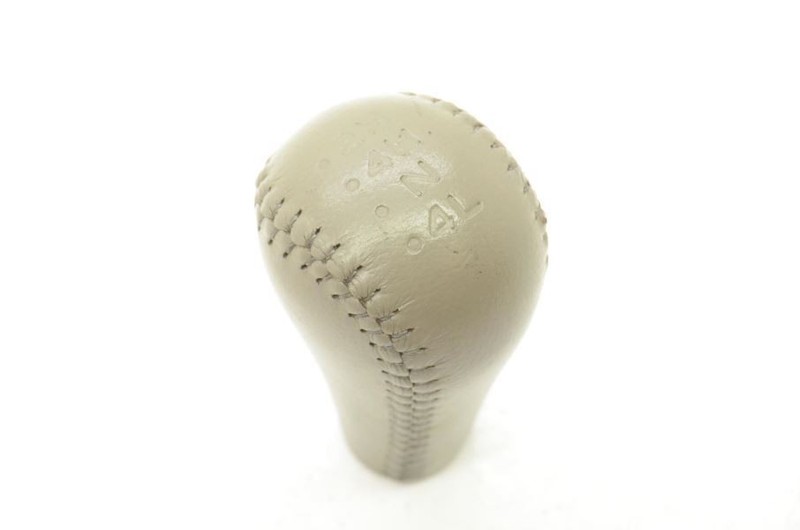 2003-2004 Nissan Pathfinder SE 4WD Tan Four Wheel Drive Shifter Knob