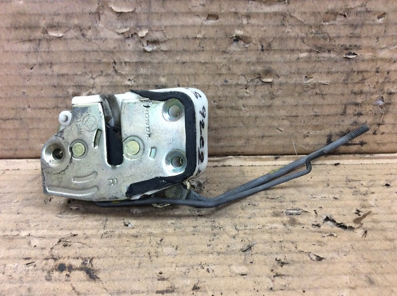 92 93 94 95 Civic 2DR 3DR DX Right Door Latch Manual Lock Assy Used OEM