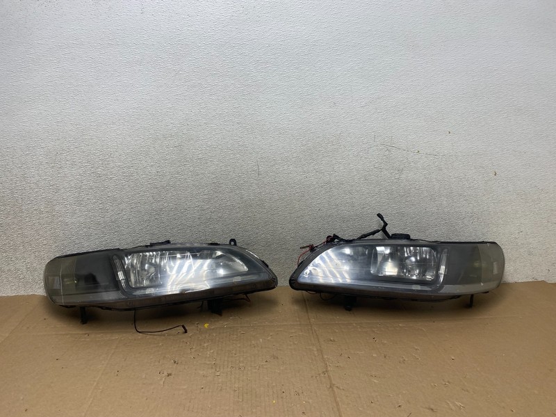 2001 - 2002 Honda Accord Right Passenger Side LED Black Smoke Headlight t5681 DG