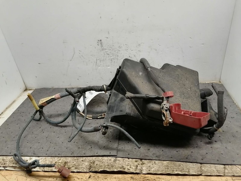 Fuse Junction Box Engine Fits 08-10 SIENNA 1581899