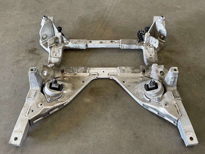 18-22 Alfa Romeo Stelvio Front Subframe Crossmember Engine Cradle RWD 1526 OEM