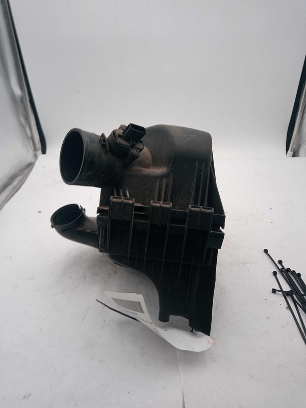 2015 Chevrolet Trax Air Cleaner Assembly OEM Black 1.4L 125K Miles