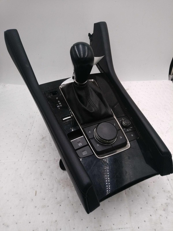 2022 MAZDA 3 Automatic Transmission Shift Lever Assembly OEM Black 58K Miles