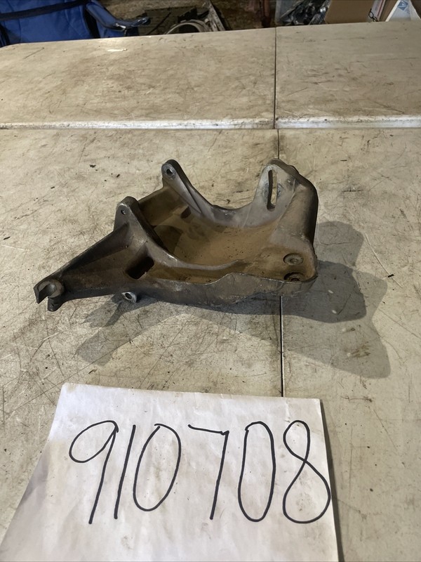 1986-1991 Mercedes 420SEL Smog Pump Bracket 1171421140 OEM