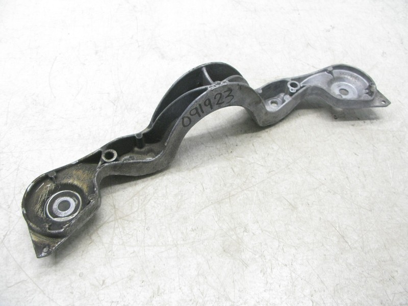 99-06 BMW E46 325i 330i Ci Xi DIFFERENTIAL HOUSING SUPPORT REAR SUBFRAME OEM 091