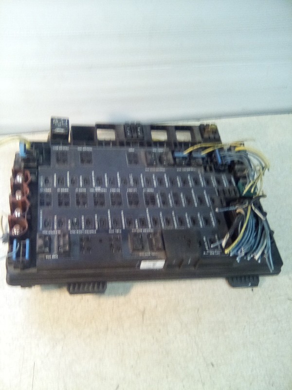 Freightliner A06-40943-000Fuse Relay Block *FREE SHIPPING*