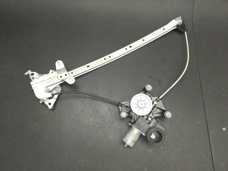 Rear Right Door Window Regulator w/ Motor 2023 Toyota RAV4 85710-0R020 2019-2025