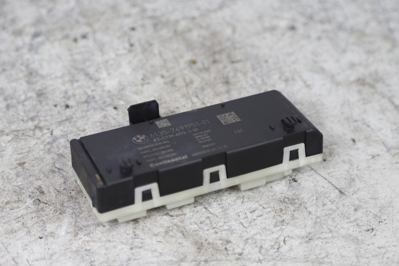 BMW F90 G01 G11 G12 G20 G30 tailgate lift control unit Tailgate Module 7491951