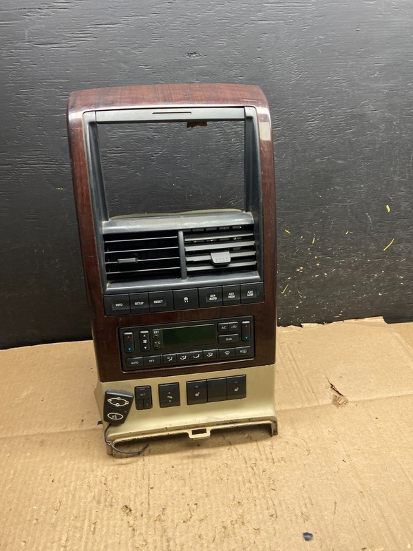 2006 - 2010 Ford Explorer Radio Heater Climate A/C Control BezelTrim Y5369 DG