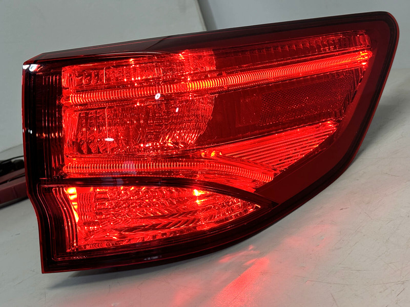 ✅14-2020 ACURA MDX OUTER TAILLIGHT LED BRAKE LAMP REAR RIGHT PASSENGER SIDE OEM