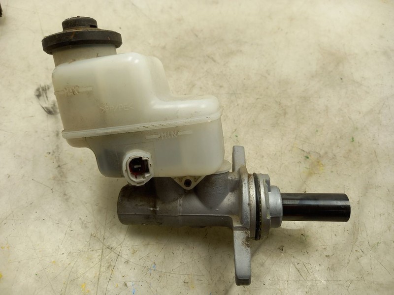 13-18 TOYOTA RAV 4 XLE BRAKE MASTER CYLINDER VIN F 5TH DIGIT