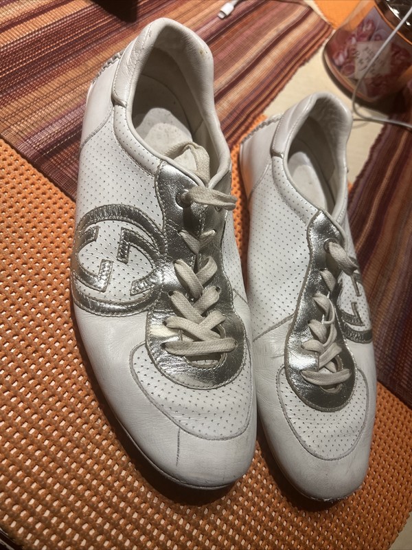 VINTAGEGUCCI LOGO LEATHER TRAINERS SNEAKERS SILVER WHITE 190777 Size39