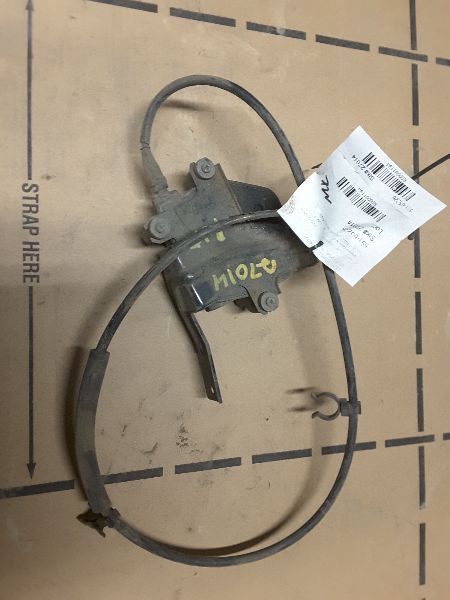 00 01 LEGACY CHASSIS ECM CRUISE CONT RH DASH 2.5L ID 87022AE02A 81194