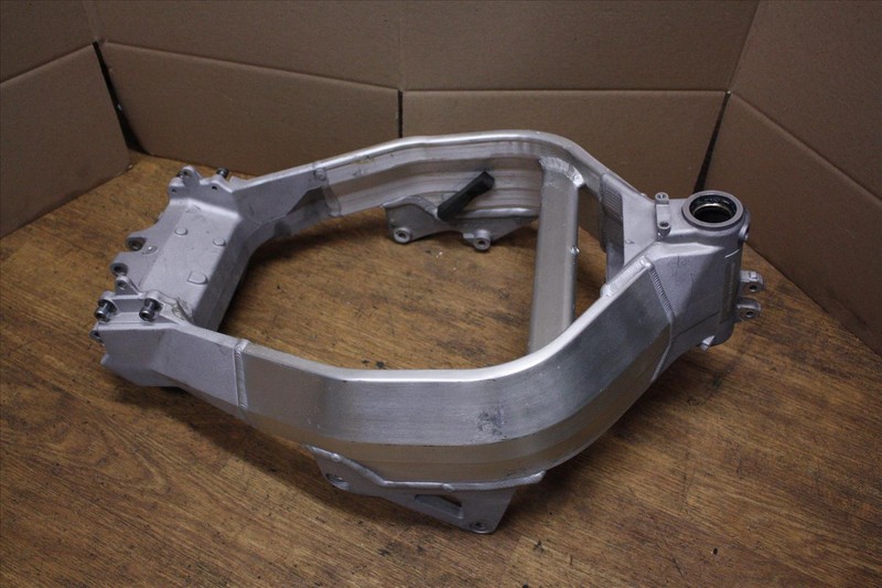 2000 HONDA CBR 900 RR FRAME CHASSIS OEM CBR900 00