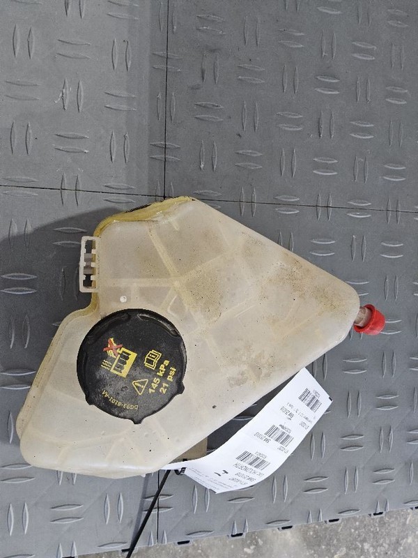 Coolant Reservoir Fits 11-19 FIESTA 3534074
