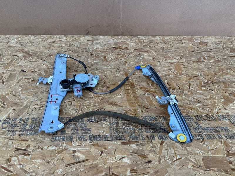 INFINITI Q50 2014-2024 OEM FRONT LEFT DRIVER DOOR WINDOW REGULATOR W/ MOTOR