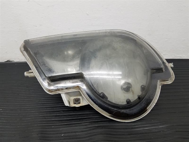 02-06 Chevrolet Avalanche Left Driver Fog Lamp W/ Cladding OEM 15040361