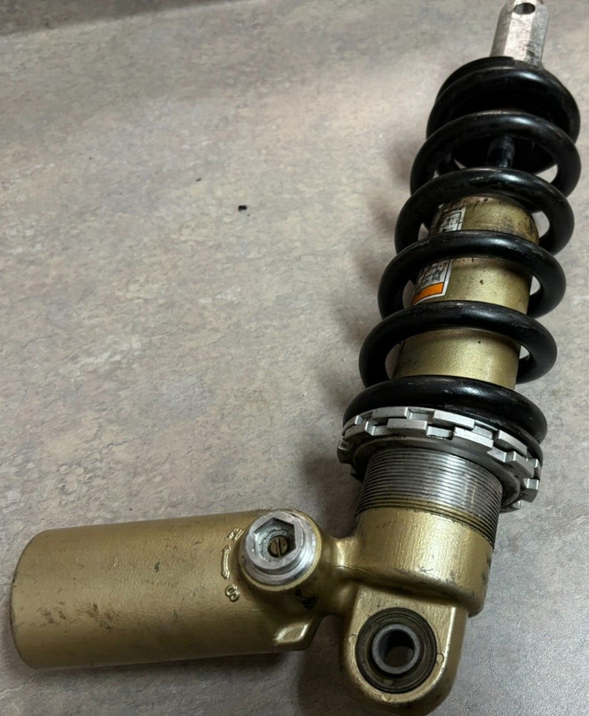 2001 02 Kawasaki Ninja ZX750 ZX 750 ZX7 Rear Center Uni-Shock Suspension Mono A3