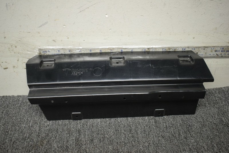 2012-2020 TESLA MODEL S TRUNK TRIM BRACKET RIGHT SIDE FACTORY OEM