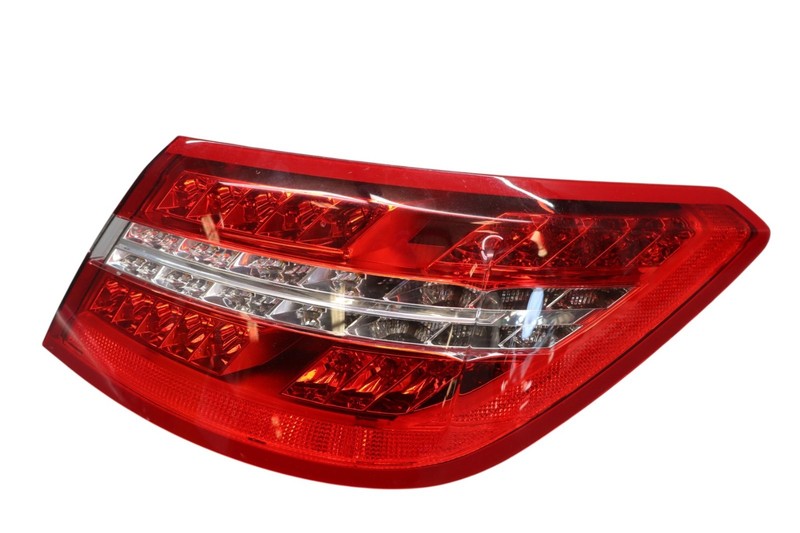 10-13 Mercedes W207 E350 E550 Right Side Taillight Tail Light Lamp Oem