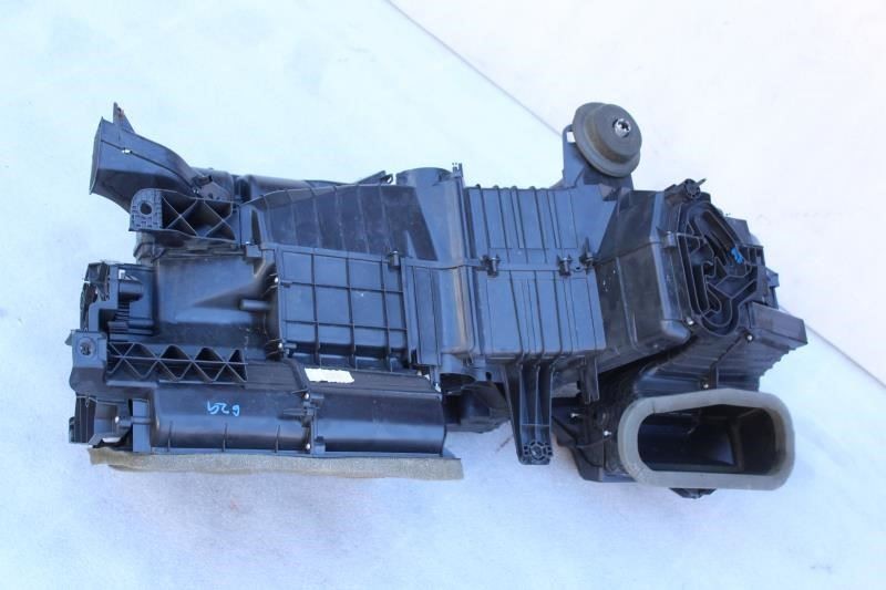 2018 2019 2020 2021 LINCOLN NAVIGATOR FRONT HEATER HOUSING BOX JL14-19B555-BX