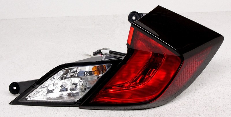 OEM Honda Civic Coupe Right Passenger Side Halogen Tail Lamp Lens Crack