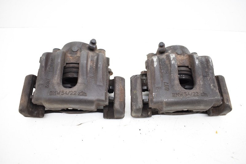 1997 BMW Z3 Roadster Front Brake Caliper Set Pair Left Right OEM KW18