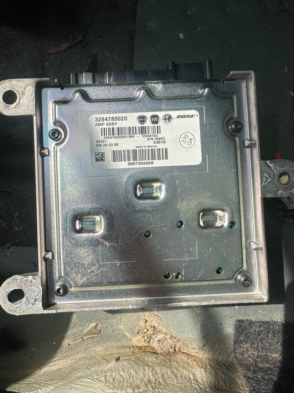 12-17 Fiat 500 COUPE OEM CAR AUDIO TRUNK MOUNTED OEM BOSE AMPLIFIER - AMP