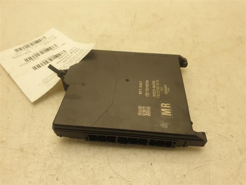 18-19 TOYOTA CAMRY MULTIPLEX NETWORK CONTROL MODULE ECM ASSEMBLY
