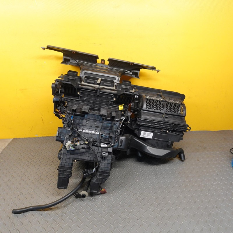 2018-2024 BUICK ENCLAVE HVAC A/C HEATER BLOWER HOUSING BOX OEM 84751075