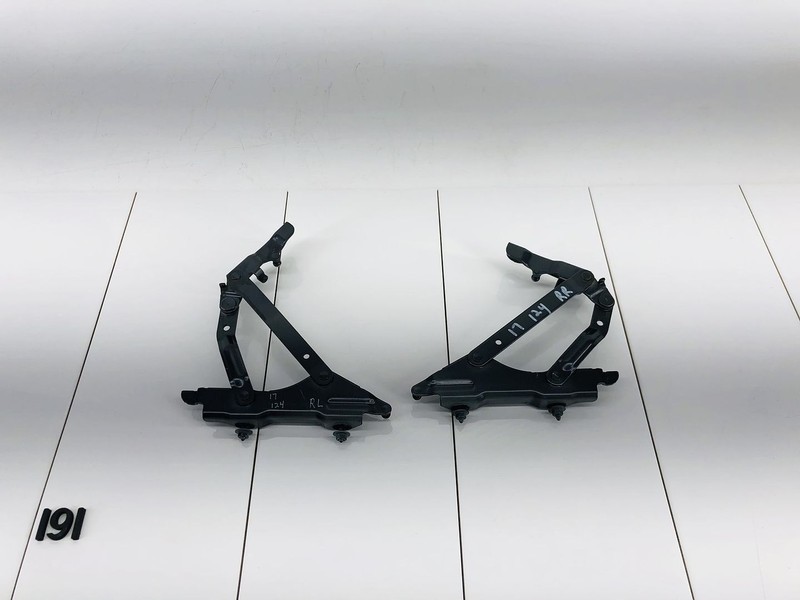 17-19 FIAT 124 SPIDER FRONT RIGHT & LEFT SIDE HOOD HINGE SUPPORT SET OF 2 OEM