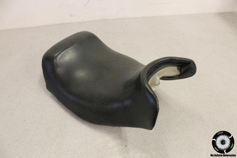 1993 Suzuki Katana 750 GSX750F FRONT DRIVERS SEAT PAD SADDLE PILLION GSX 93
