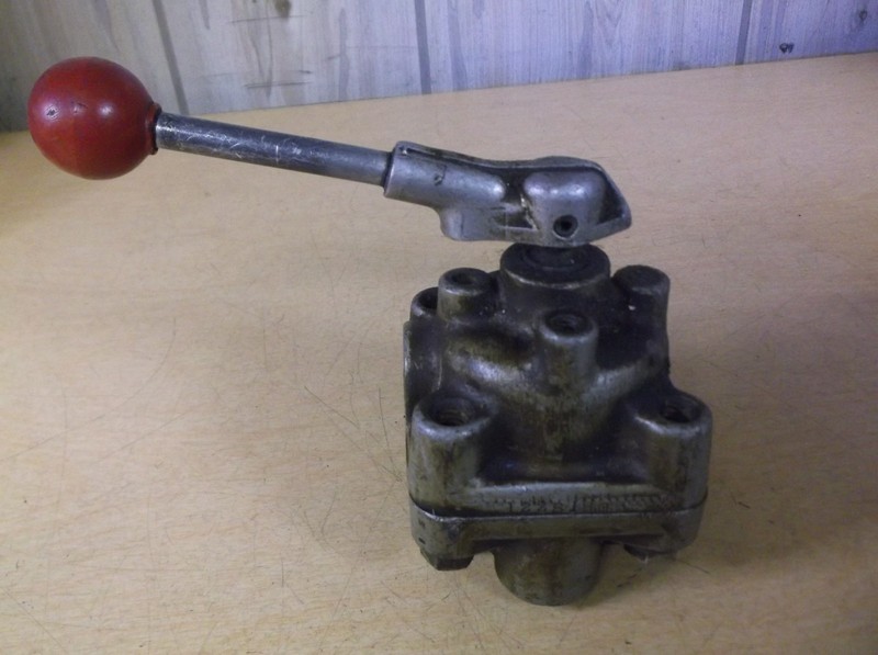 Industrial Valve w/ Lever Assembly G22959 122S1H03 *FREE SHIPPING*