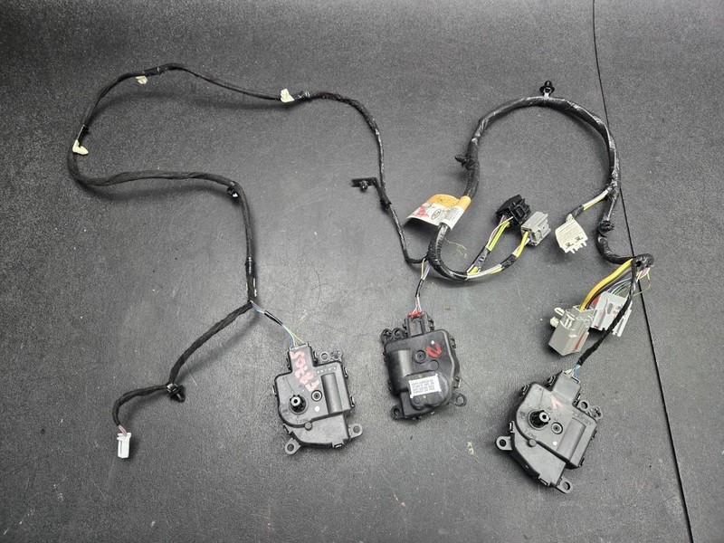 HVAC Heater Flap Door Actuators w/ Wiring Harness Set 2018 Ford Fusion 2013-2019