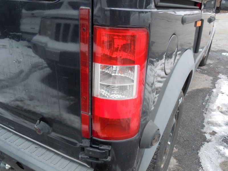 2010-2013 Ford Transit Connect Tail Light Lamp Passenger Right