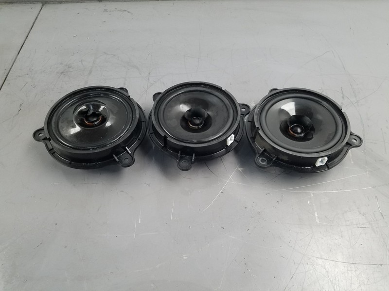 2015 Nissan Juke Nismo RS Clarion Speakers - 3#0247 F1