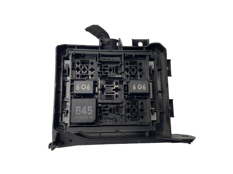 11-14 PORSCHE CAYENNE 3.6L LEFT UNDER DASH CABIN FUSE RELAY BOX OEM #A0.61