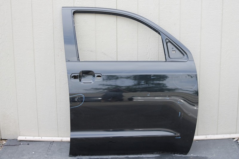 2007-2021 Toyota Tundra Right Passenger Side Door Shell Oem